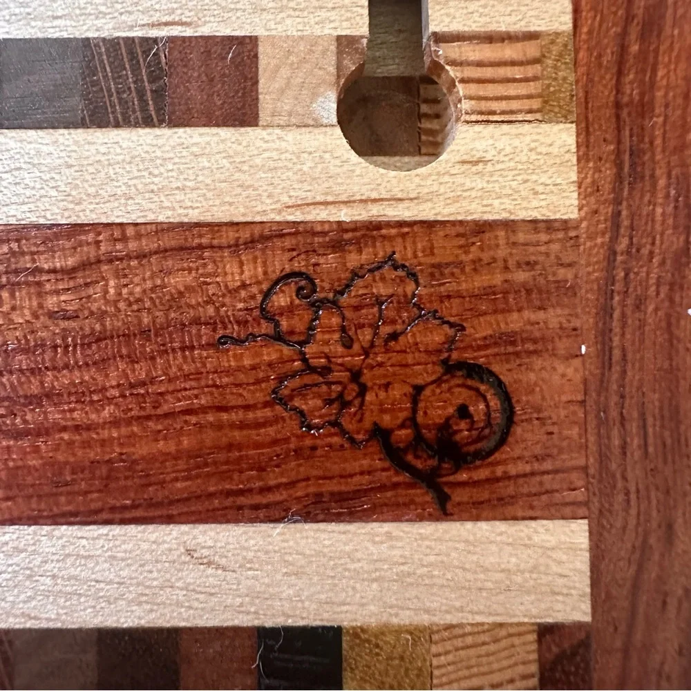 Natural Renaissance Handmade Wood Magnetic Key Holder Wall Mount USA Inlay